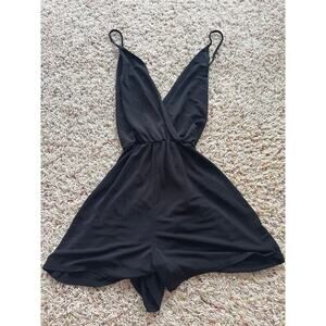 Primi Black Lightweight Shorts Romper Spaghetti Straps V-Neck Open Back Size S